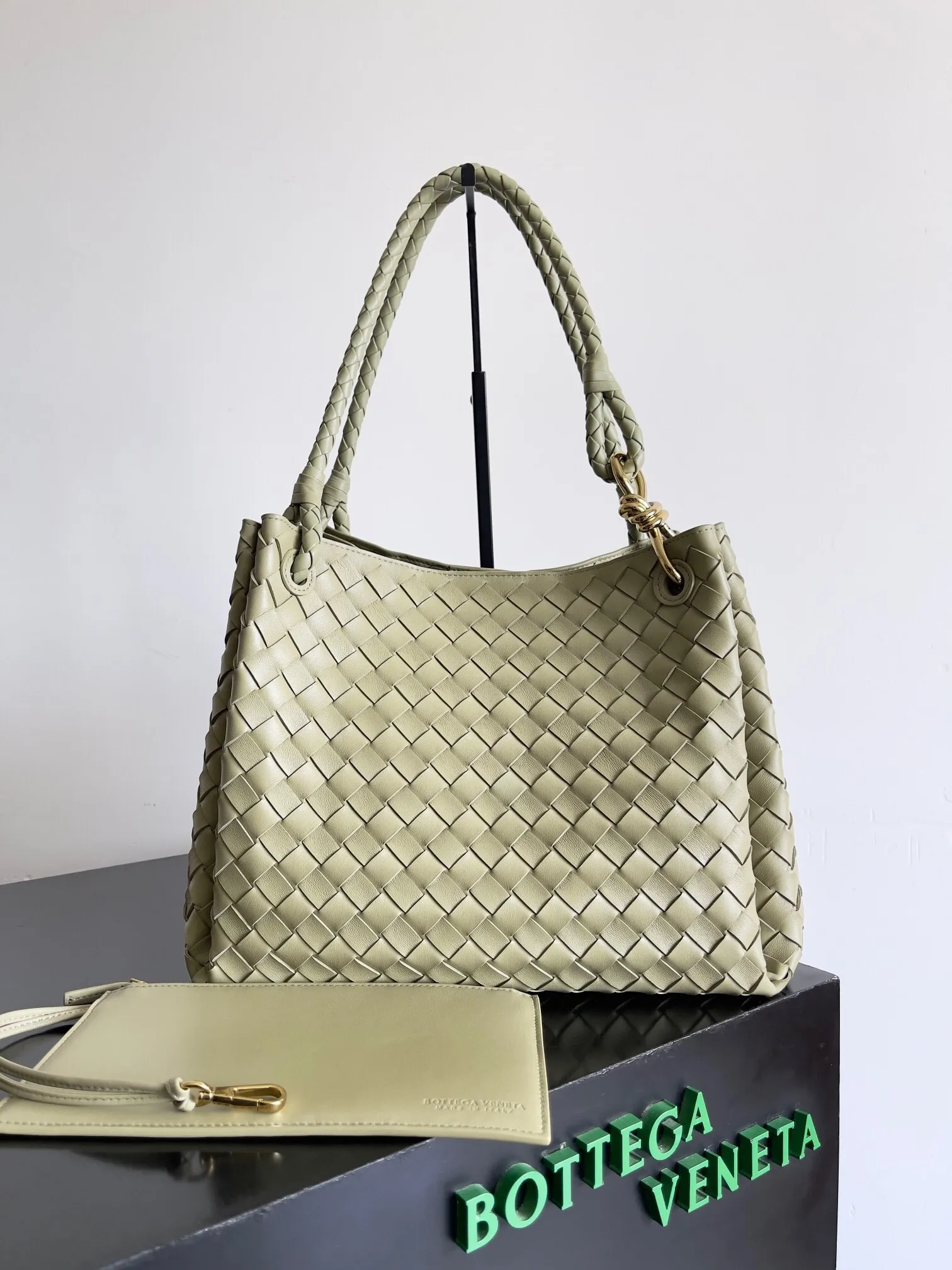 All categories 💚 Authentic bags 💚 BV 2025 new BV armpit bag